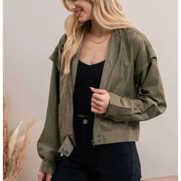 Blu Pepper Lightweight Olive Green Cropped Soft Utility Jacket NEW Large - Picture 3 of 12